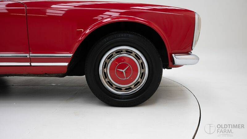 Image 10/15 de Mercedes-Benz 280 SL (1968)