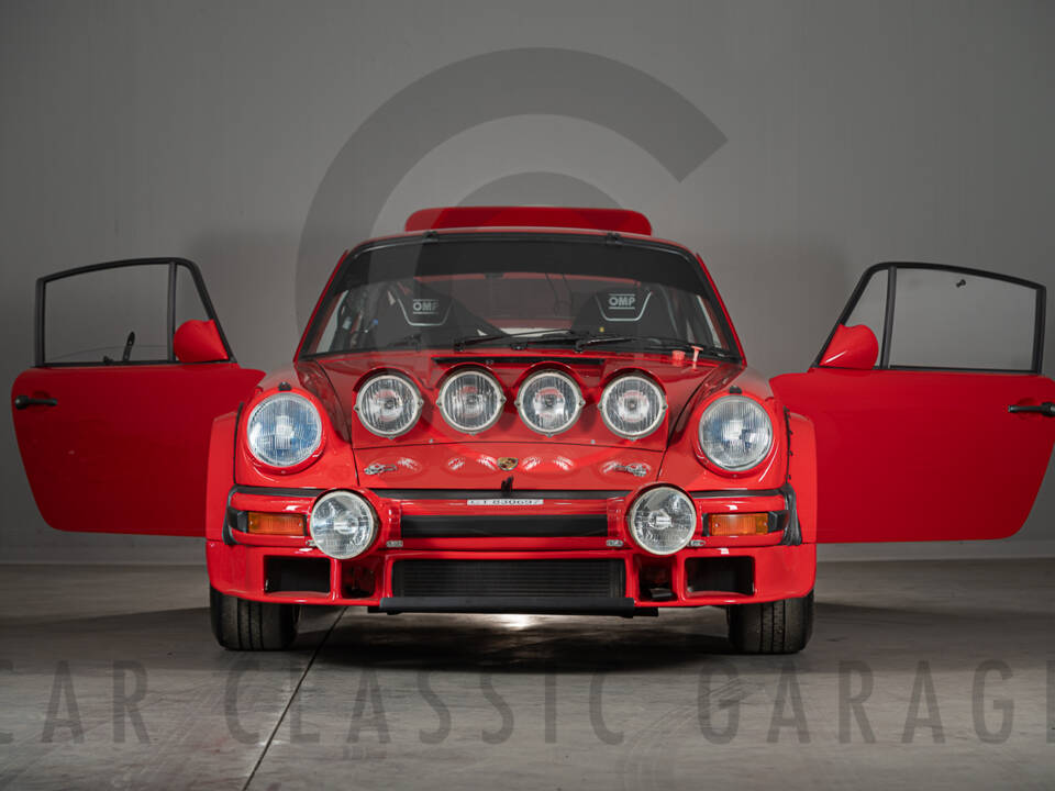 Image 20/24 of Porsche 911 SC 3.0 (1981)