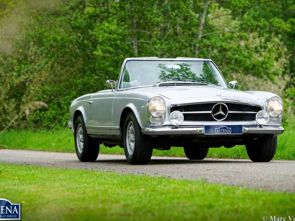 Image 5/49 of Mercedes-Benz 230 SL (1964)
