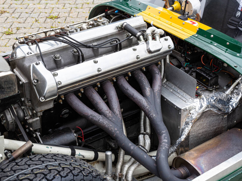 Bild 15/80 von Lister Knobbly (1956)