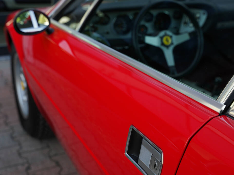Image 25/50 of Ferrari Dino 308 GT4 (1976)