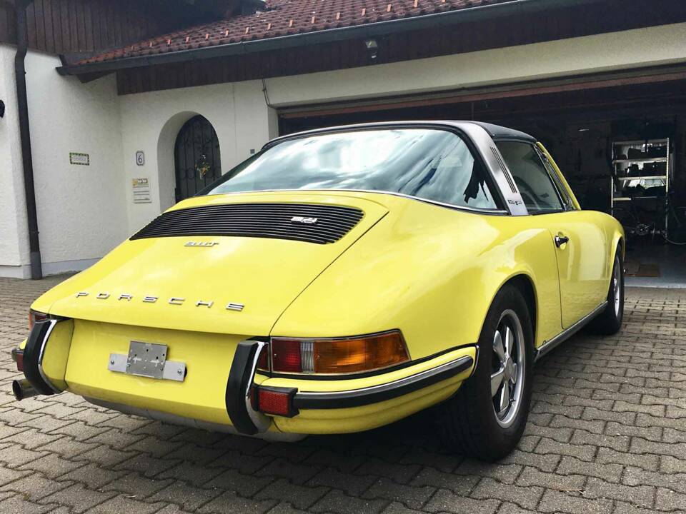 Image 6/37 de Porsche 911 2.4 T (1973)