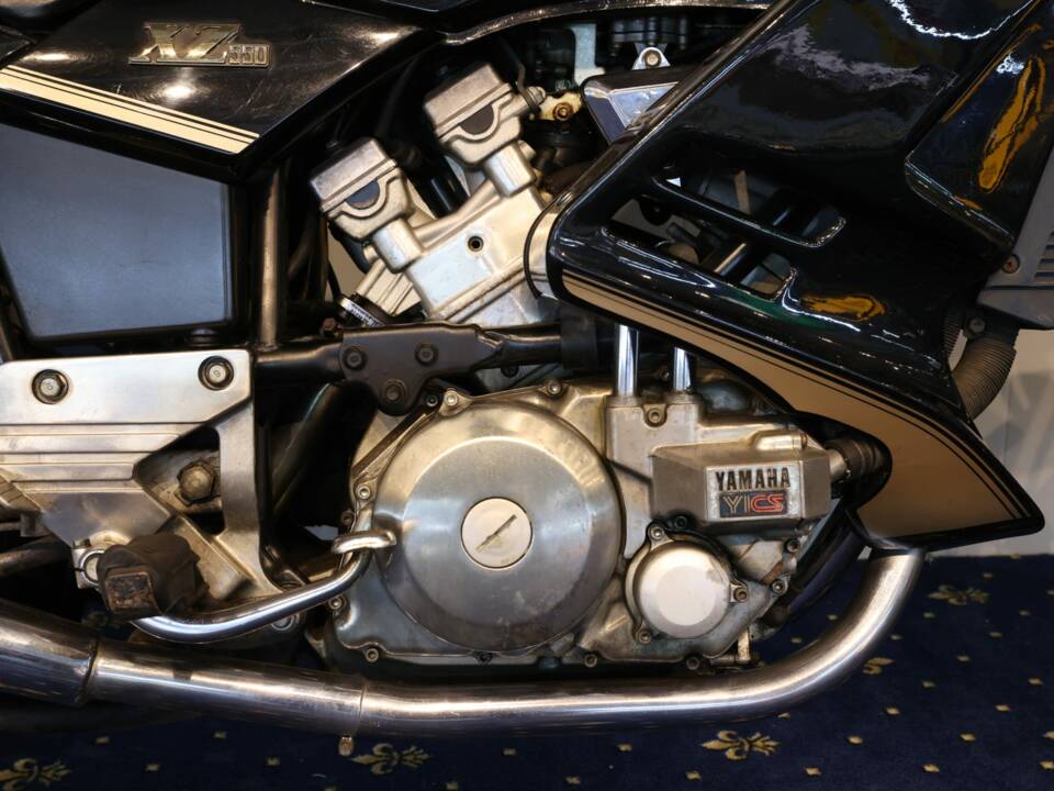 Bild 9/22 von Yamaha XZ 550 (1984)