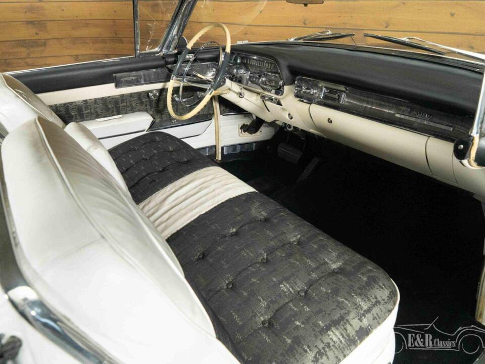 Bild 10/19 von Cadillac 62 Coupe DeVille (1958)