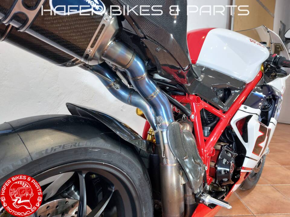 Bild 30/56 von Ducati 1098 R (2009)