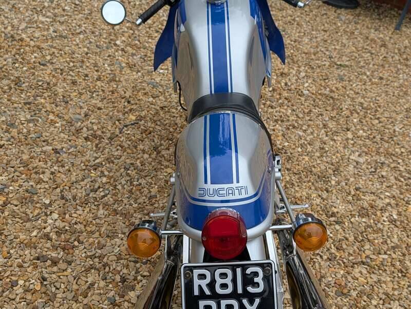 Image 14/26 of Ducati DUMMY (1998)