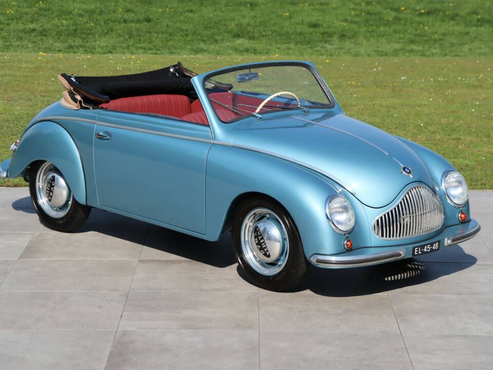 Image 1/50 of Dyna-Veritas Cabriolet (1952)