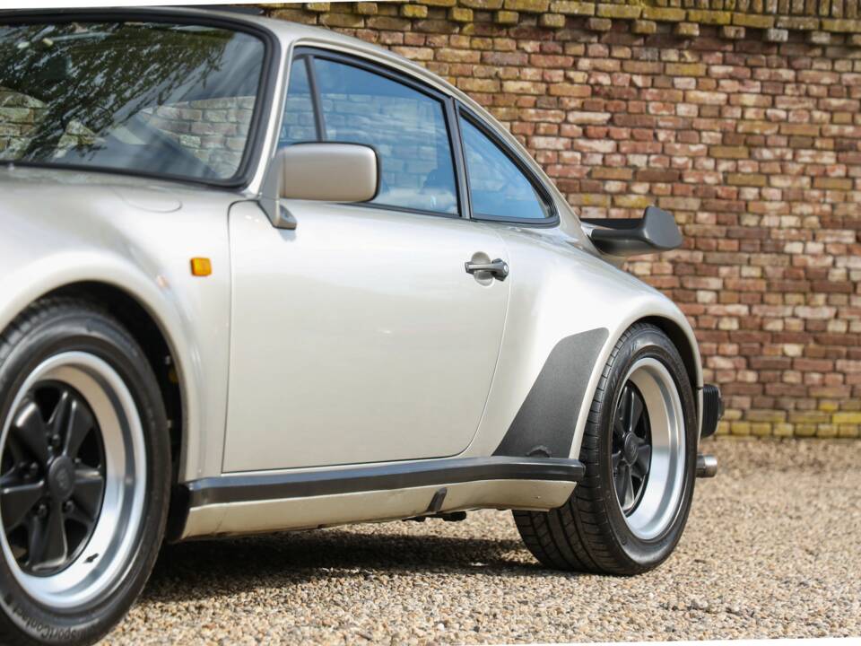 Afbeelding 41/50 van Porsche 911 Turbo 3.3 (1983)