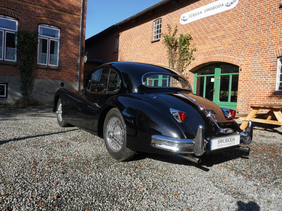 Image 3/26 of Jaguar XK 140 SE FHC (1955)