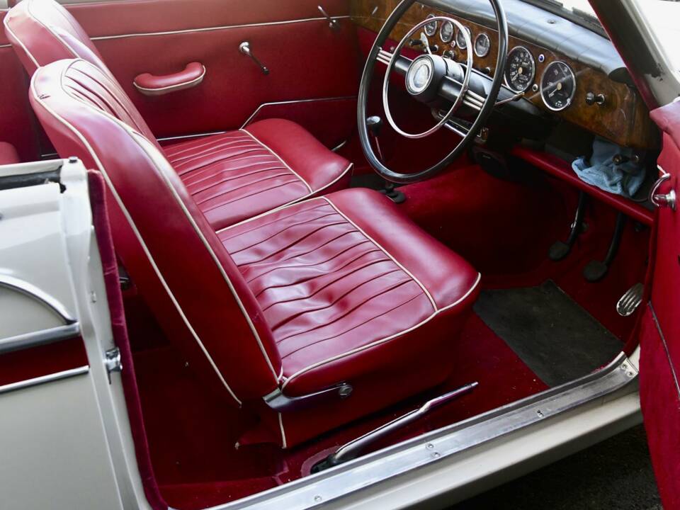 Imagen 36/50 de Sunbeam Rapier Mk IIIA (1963)