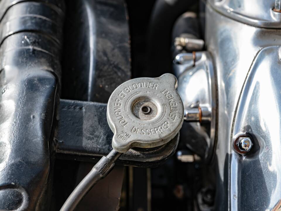 Bild 86/100 von Jaguar XK 150 DHC (1959)