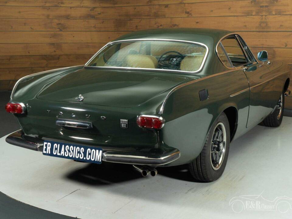 Image 13/16 of Volvo 1800 E (1970)
