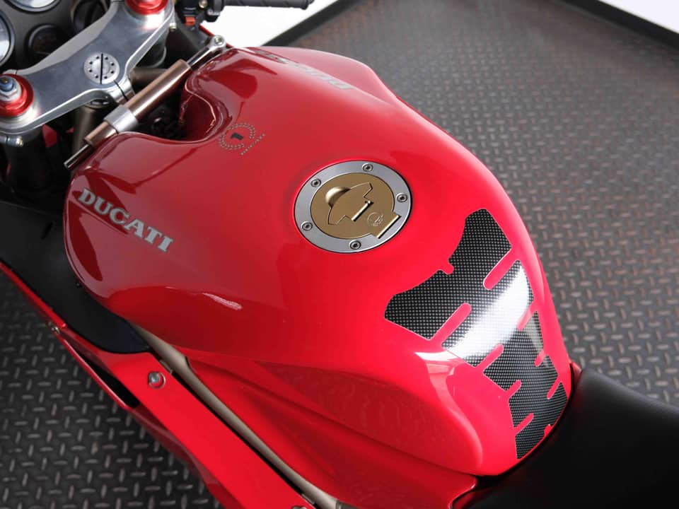 Bild 75/93 von Ducati 916 Strada (1994)