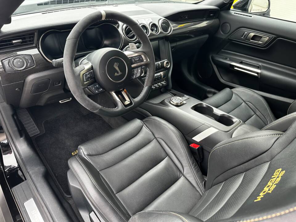 Image 14/28 of Ford Shelby GT500-H (2025)