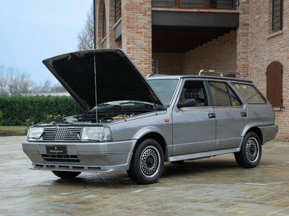 Bild 49/50 von FIAT Regata 100 DS "Riviera" (1987)