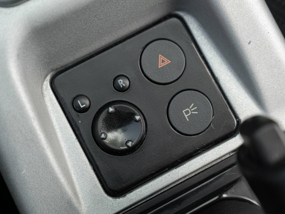 Bild 38/50 von Ferrari F 360 Modena (1999)