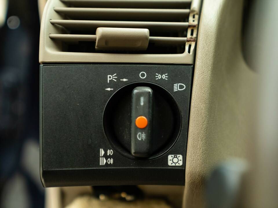 Image 46/50 de Mercedes-Benz SL 500 (1998)