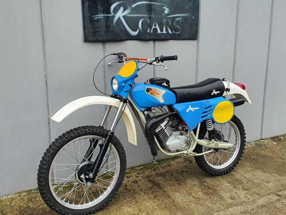 Immagine 8/8 di Aim DUMMY (1976)