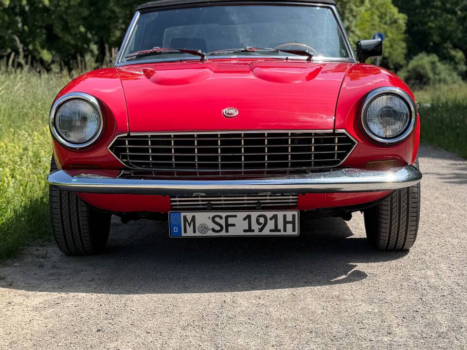 Image 1/51 of FIAT 124 Spider CS2 (1982)
