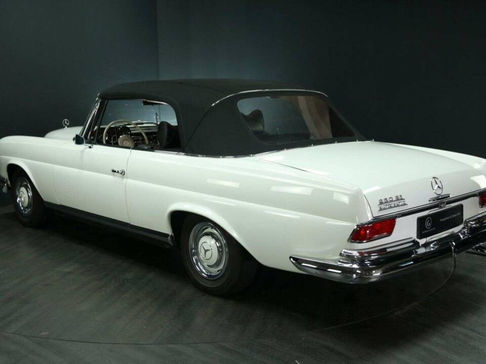 Bild 4/30 von Mercedes-Benz 250 SE (1966)