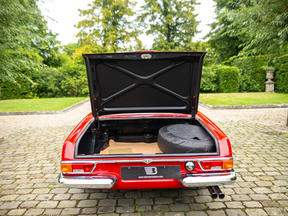 Image 33/54 of Mercedes-Benz 280 SL (1968)