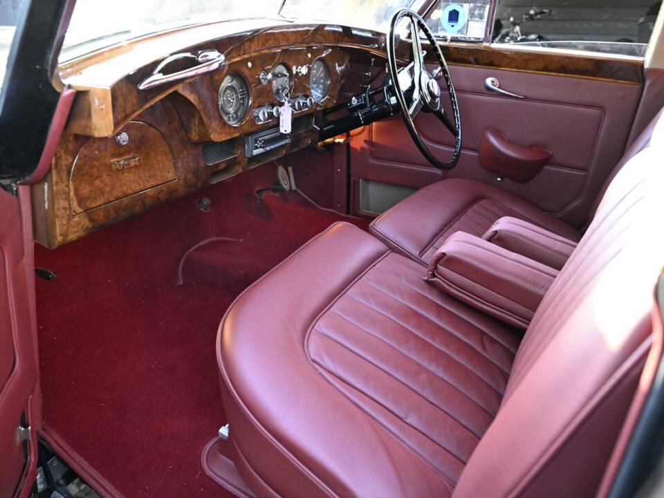 Imagen 38/50 de Rolls-Royce Silver Cloud I (1956)