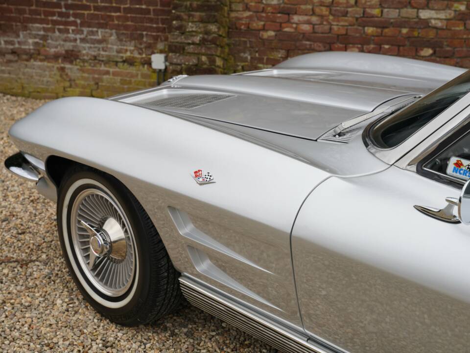 Image 34/50 of Chevrolet Corvette Sting Ray (1963)