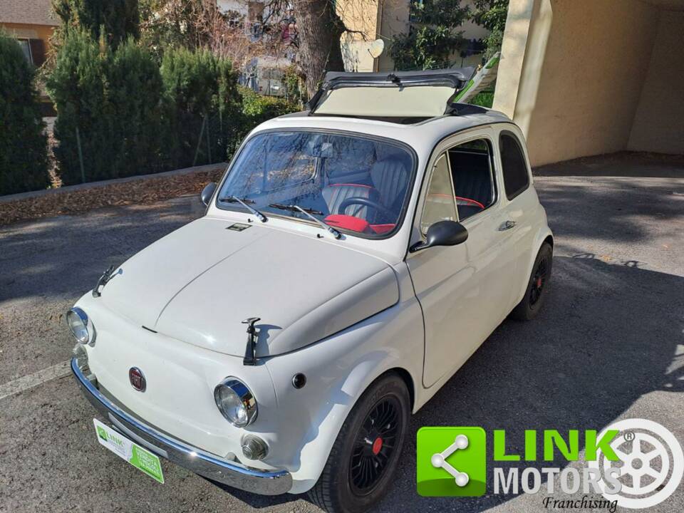 Bild 10/10 von FIAT 500 L (1971)