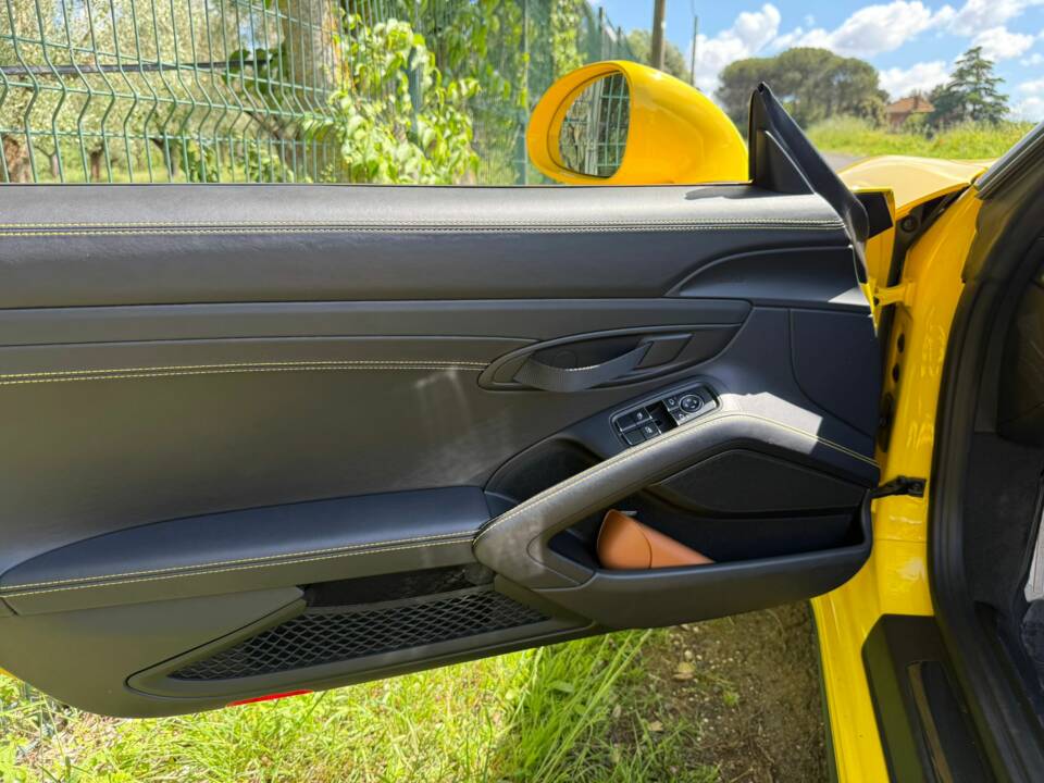 Bild 68/86 von Porsche 911 Speedster (2019)