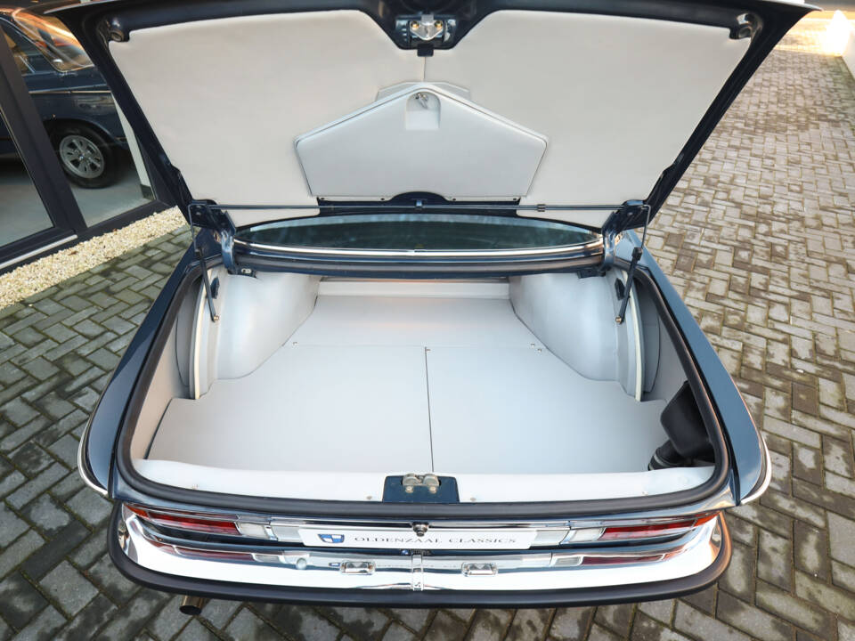 Image 22/57 of BMW 3.0 CSi (1972)