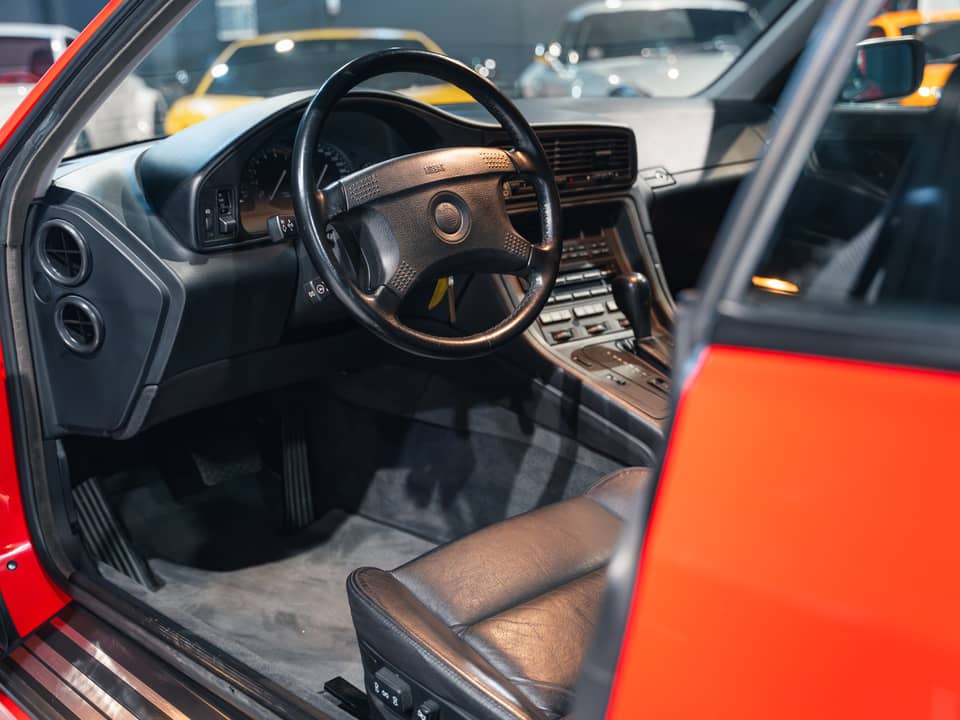 Image 24/33 of BMW 850i (1991)