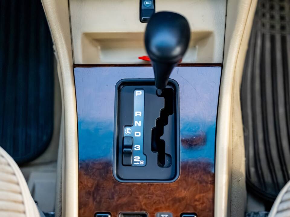 Bild 20/49 von Mercedes-Benz 560 SEL (1986)