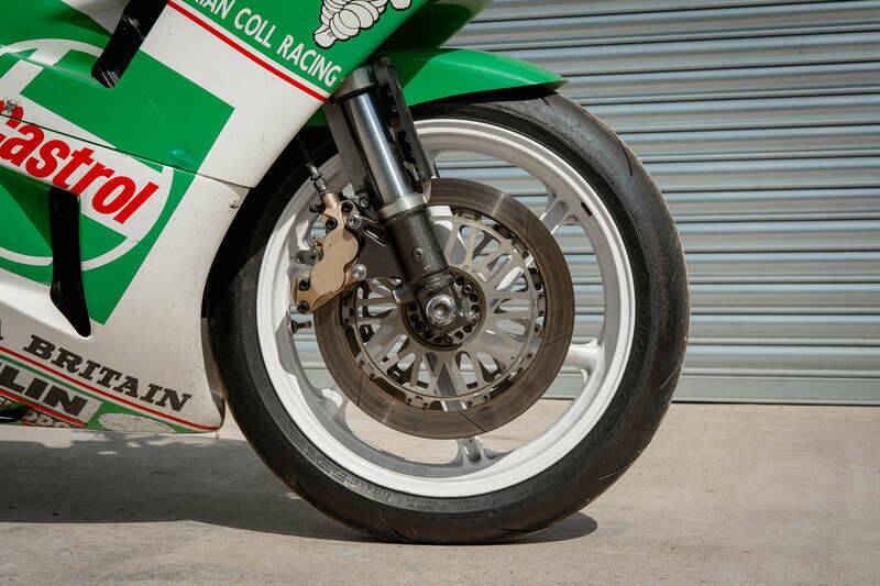 Imagen 37/50 de Honda VFR 750R RC 30 (1991)