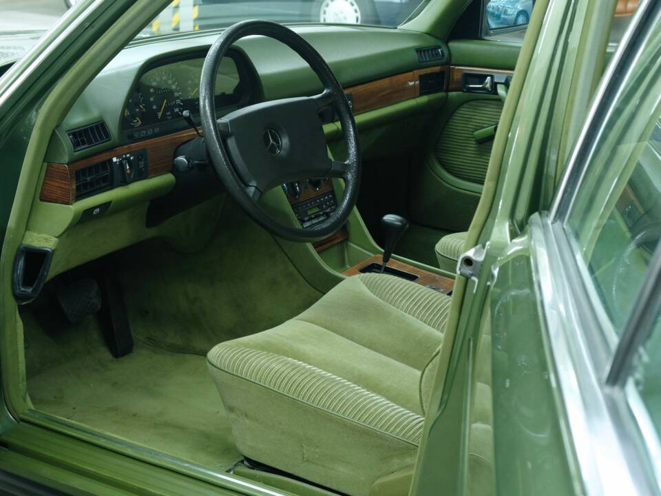 Bild 39/50 von Mercedes-Benz 500 SE (1982)