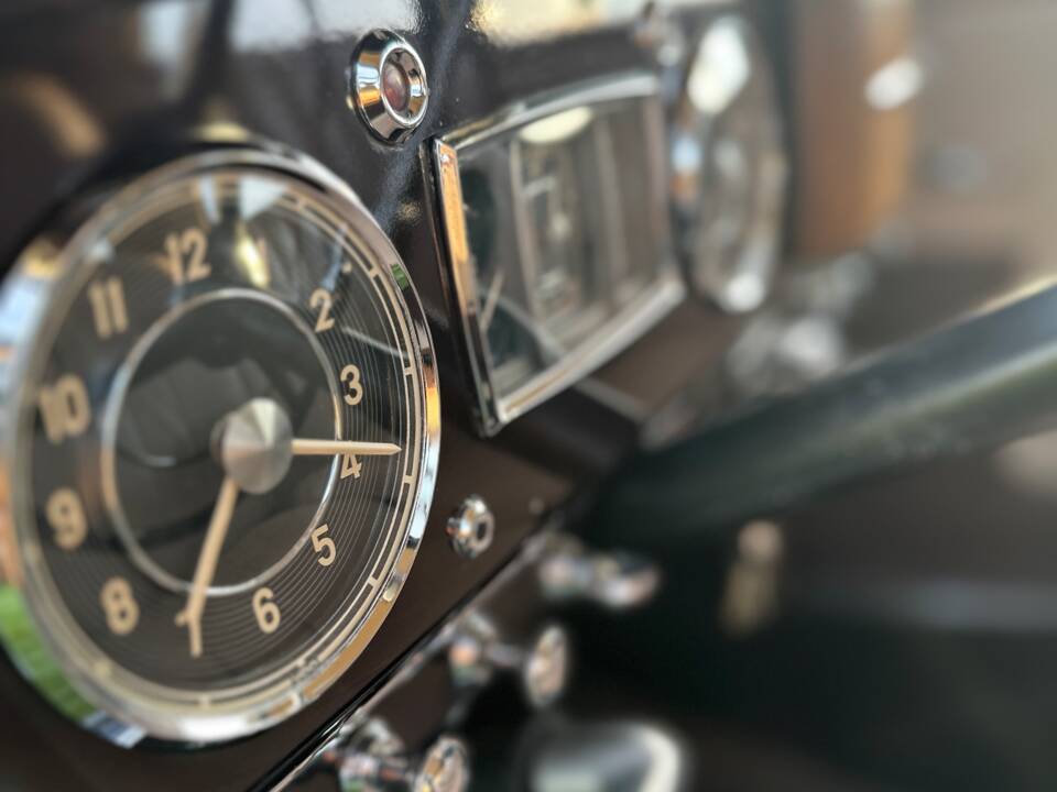 Image 14/30 de Mercedes-Benz 220 (1952)