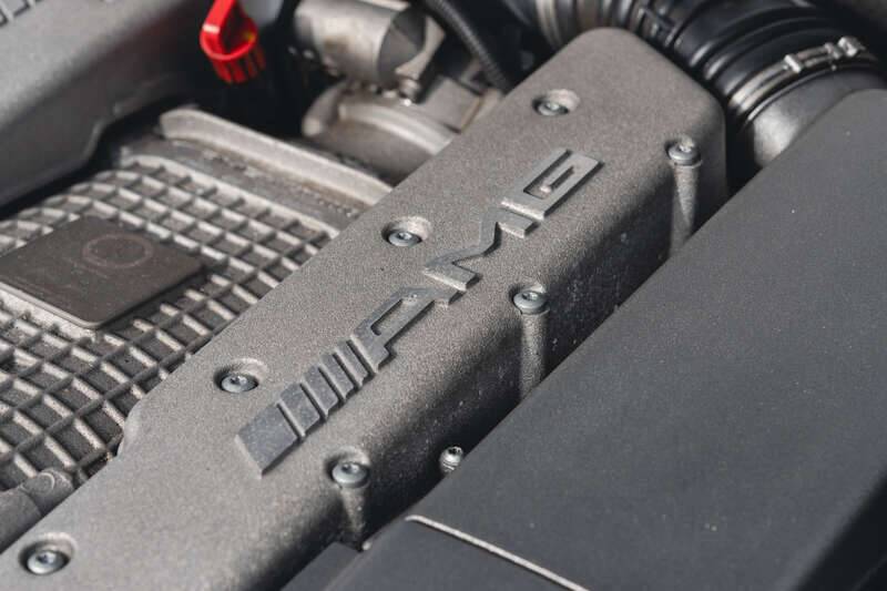 Image 40/50 de Mercedes-Benz SL 55 AMG (2006)