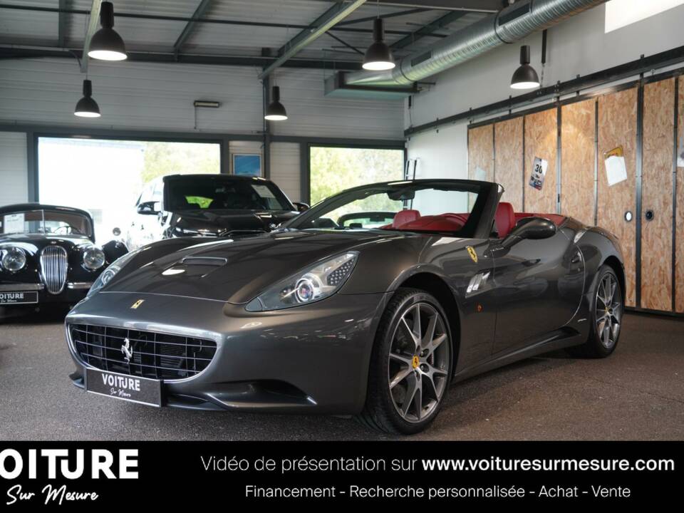 Imagen 1/39 de Ferrari California (2010)