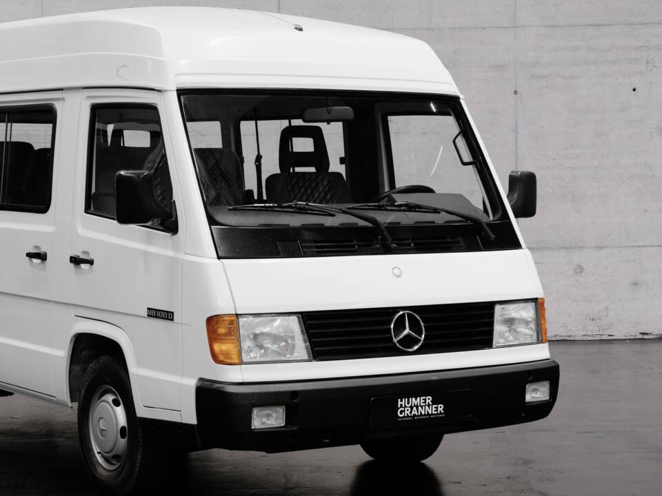 Immagine 30/43 di Mercedes-Benz MB 100 D lang (1993)