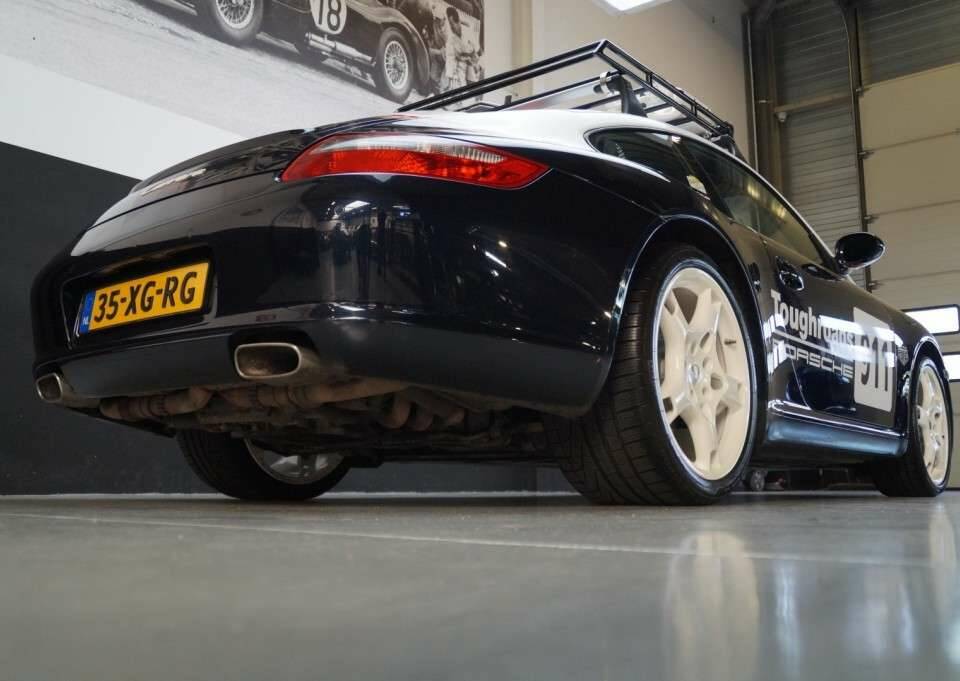 Image 33/50 de Porsche 911 Carrera (2005)
