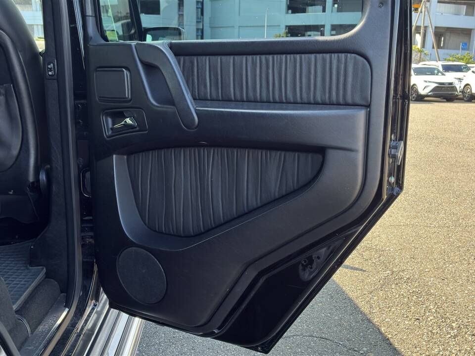 Bild 36/63 von Mercedes-Benz G 500 (lang) (2009)