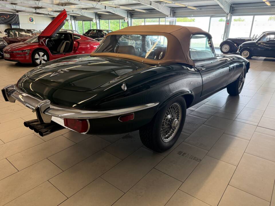 Bild 9/12 von Jaguar E-Type V12 (1973)