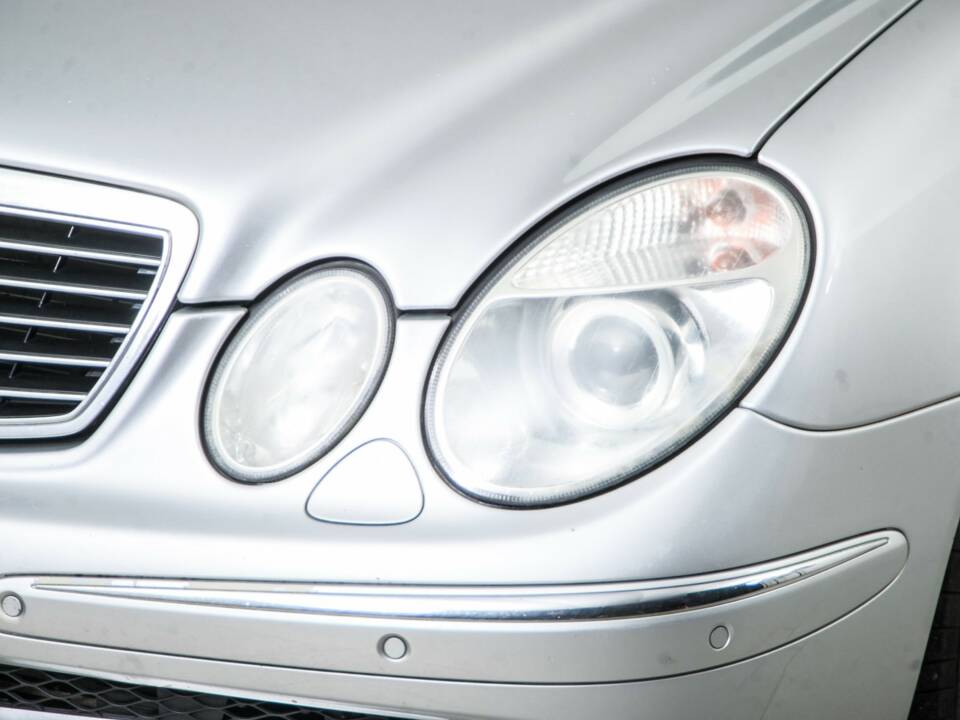 Bild 22/50 von Mercedes-Benz E 200 Kompressor T (2003)