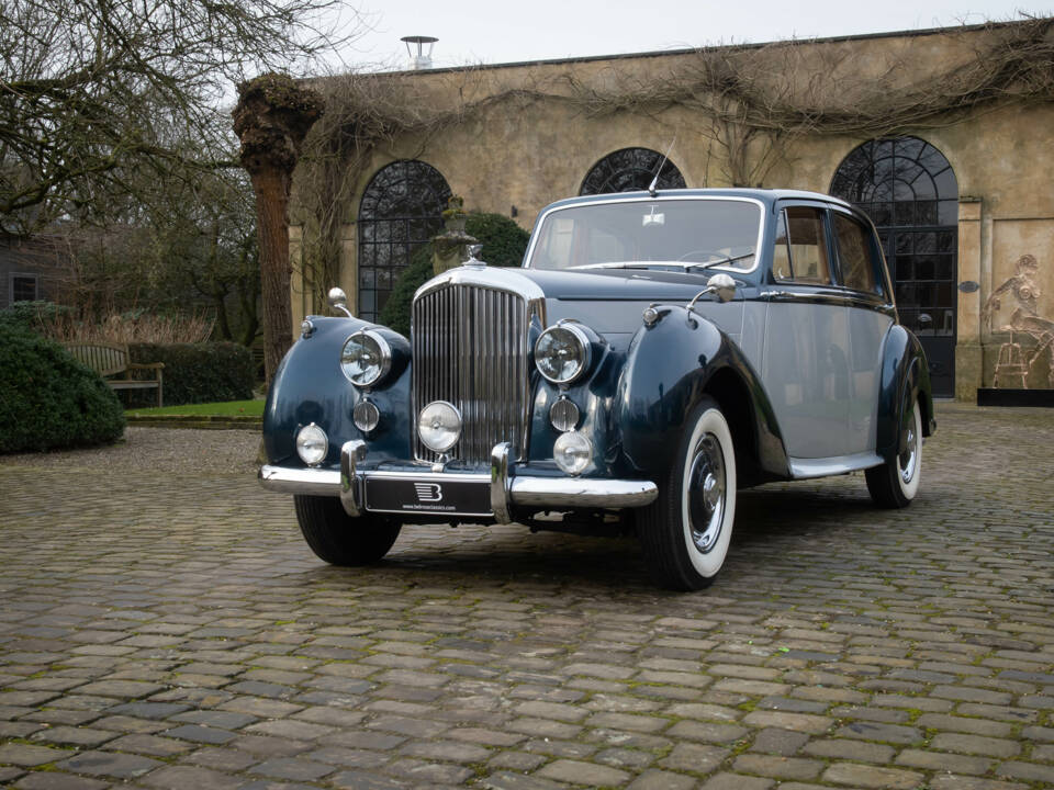 Image 2/24 de Bentley Mark VI (1952)