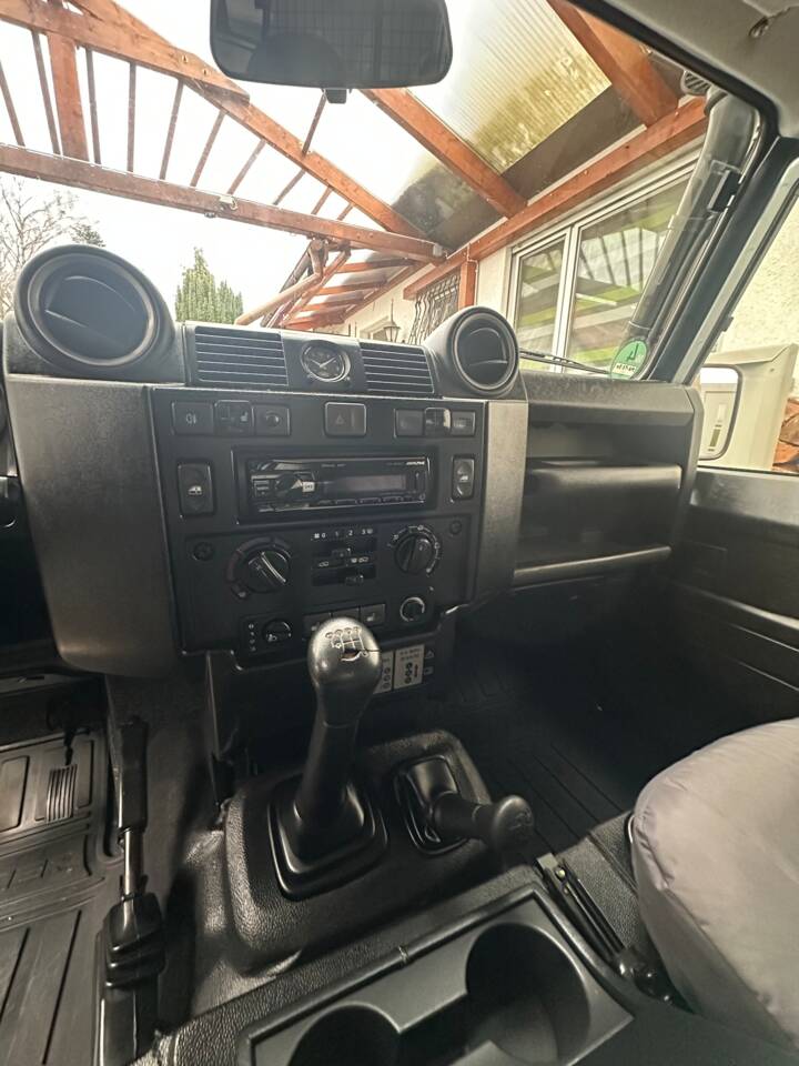 Bild 10/11 von Land Rover Defender 90 (2013)