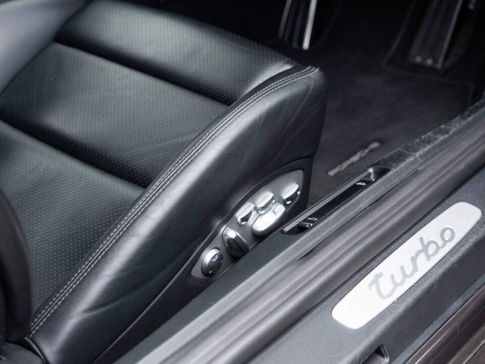 Imagen 48/51 de Porsche 911 Turbo (2014)