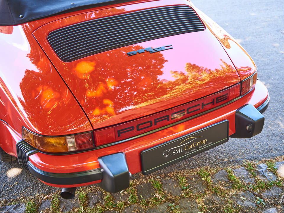 Image 30/44 of Porsche 911 SC 3.0 (1983)