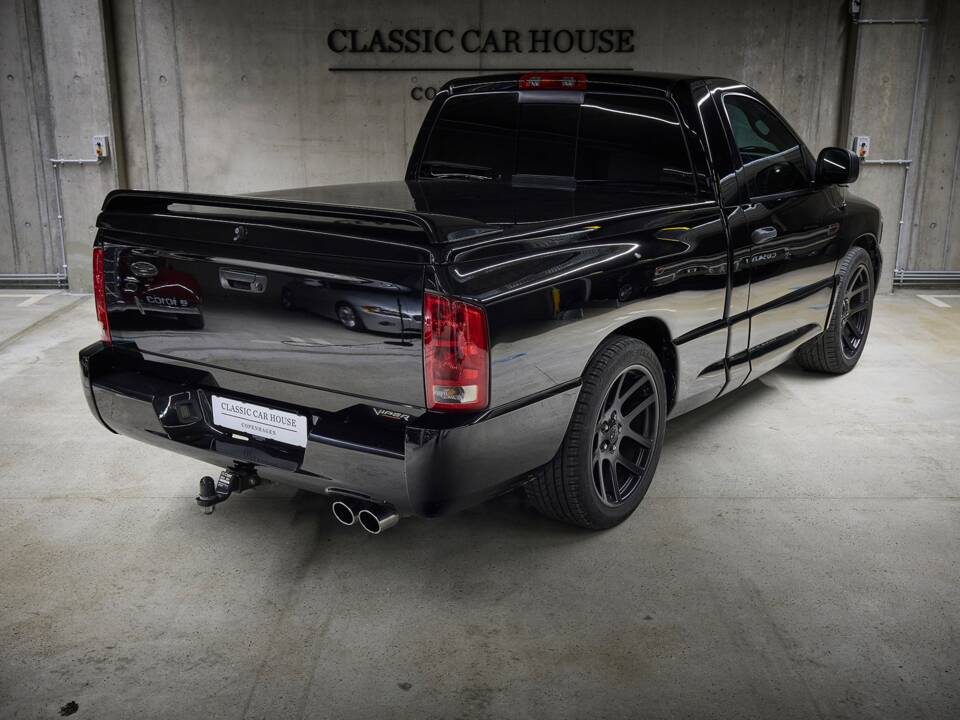 Immagine 18/100 di Dodge Ram SRT 10 (2006)