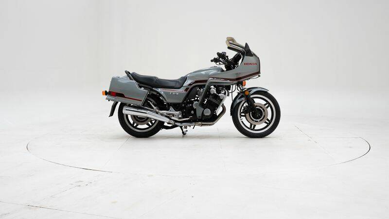 Immagine 6/15 di Honda CBX 1000 (1981)