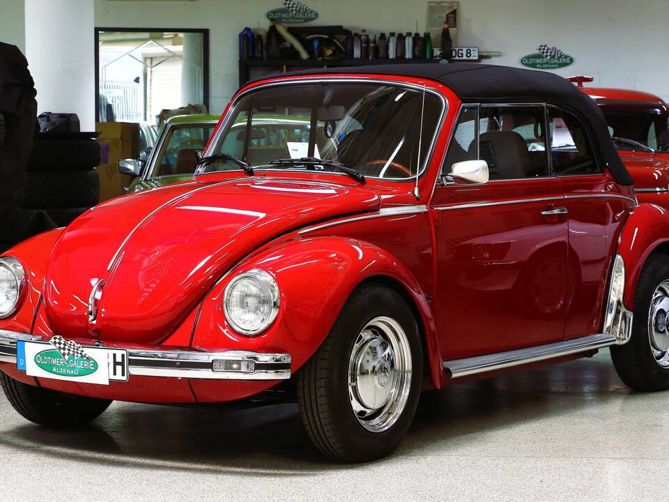 Immagine 2/34 di Volkswagen Beetle 1303 LS (1978)