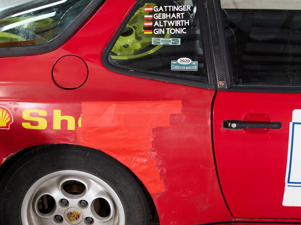 Image 33/38 of Porsche 944 (1985)